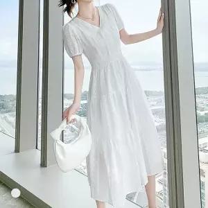 클라셰 플라워펀칭볼륨원피스_B5M0556