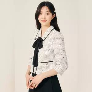 [롯데백화점]제이제이지고트 하운드투스 타이넥 크롭 재킷(GP5A0JK531)