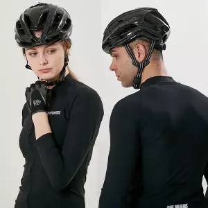 [맥다이나믹스]초경량 라이딩용 EPS 에어로 캔쿤 자전거헬멧 HM-10 유광블랙