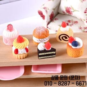 11pcs 1/12 스케일 미니어처 인형의 집 음식 크림 디저트 빵 쿠키 모델 브라이스 액세서리 장난감