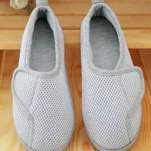 통풍 메쉬 소재 찍찍이 착용 어르신 노인 환자 발편한 미끄럼방지 밑창 실내