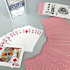 카드게임 표준형 레드패턴 종이재질 플레잉카드 보드게임 가정용 파티용 모임용 휴대용