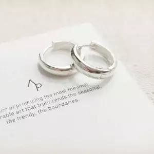 SE107 여성 심플 원터치 링 이어링 데일리 은귀걸이 (실버 925)