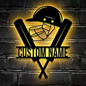 LED 조명이 있는 크리켓 선수 월 아트 스포츠 룸 장식용 맞춤 헬멧 및 배트 이름 표지판