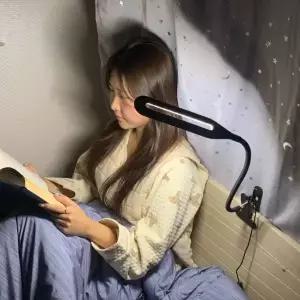 [하프클럽/셀러허브]USB 집게 독서등 집게스탠드 스탠드