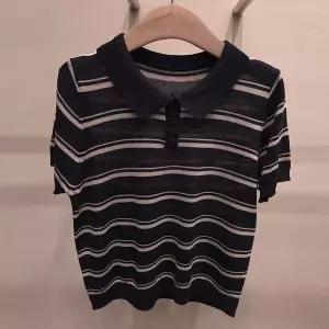 [NS홈쇼핑][샵앤] 여성 카라넥 단추오픈 단가라 여름 반팔 니트 티셔츠 21DS-WKN-5179-네이비..