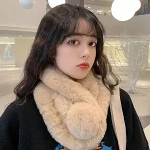 겨울 보온 퍼 소재 목 감싸기 머플러 여성 방한 액세서리 데일리 패션 아이템