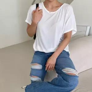 [옷자락]여자 데일리룩 편안한 라운드넥 루즈핏 민소매티