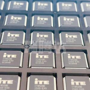 IT8528E FXA FXS AXA AXS EXA EXS QFP128 칩셋 2개