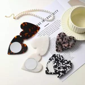 새벽남자 차주영손거울 폴딩 MIRROR 메이크업 제품