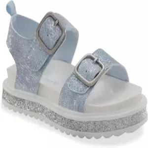 카터의 남녀공학 자녀 클라리스