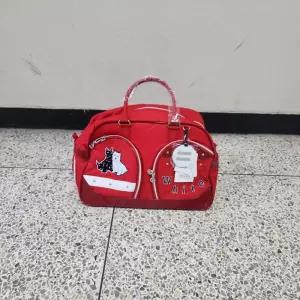 중고  레드색상 보스턴백