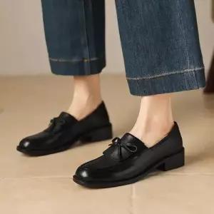 SMK 여자 봄 플랫슈즈 범워싱 소가죽 통근로퍼 굵은 중굽 작은 구두 라운드토크 가죽 펌프스 JEN1