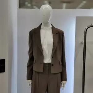 [꼼빠니아]세트형 크롭 정장자켓 CAFW9 WTJ010 470_YS