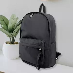 스트랩 포인트 빅지퍼 디자인의 가벼운 일상용 백팩