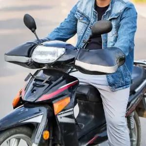 바이크 핸들토시 빛반사 되는 한겨울 배달 라이더 필수 방한 용품 오토바이 글러브