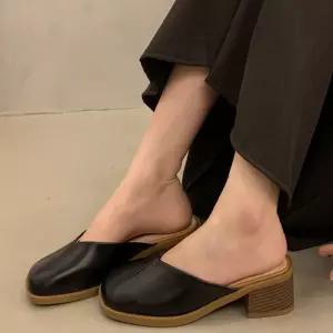 여성 우드굽 네모 앞코 미들 힐 블로퍼 뮬 슬리퍼