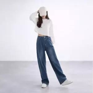 [라일리여성의류] Rly 앞부분 주름포인트 캐주얼 데일리 여성 청바지 통