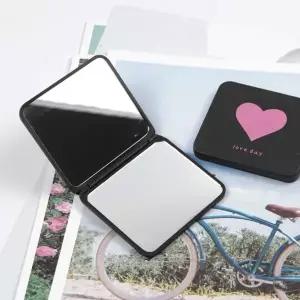 소형 미니 휴대용 화장 사각 양면 하트 손거울 1P