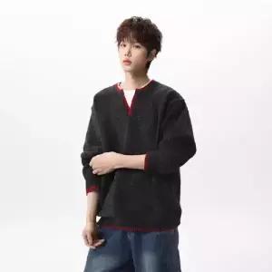 미비다 남성 니트 캐주얼 이너 페이크 투피스 브이넥 스웨터 배색 ADOR1