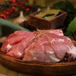 [청년미트] 1등급이상 한돈 뒷다리살 500g (수육용)