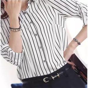 깔끔한 줄무늬셔츠 간절기 여성 기본남방 면접 스타일 대학생 봄