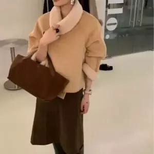 여사친 빈티지 부드러운 터틀넥 일체형 가죽 상의 자켓 코트 뽀글이 보온 슬림핏 털 1PICK1