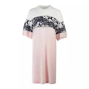 [롯데백화점]메종 키츠네 [라벨루쏘] 여성 트로피컬 밴드 자카드 니트 드레 MW01616KT1101 P623