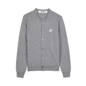 (꼼데가르송) FW25 공용 화이트하트 와펜 가디건 AX N065 051 GREY