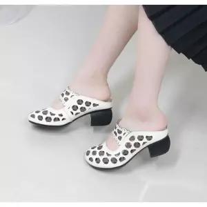 [라운슈] 소가죽 메리제인 뮬 미들힐 4.5cm