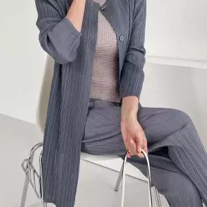 [하프클럽/다잇템]여성 플리츠원단 라이트 등원룩 롱가디건 자켓