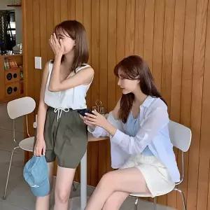 핫핑 새벽공기 v넥 슬리브리스