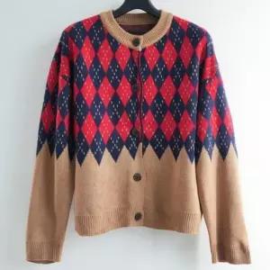 ONM 여성 아가일 윈터 핏 루즈 따뜻 니트 도톰 예쁜 가디