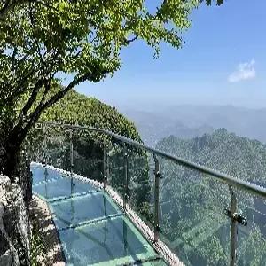 [선착순 8명한정 룸당과일바구니/신상품/NO옵션/NO팁]장가계/원가계 5일#대협곡 유리다리+VR #천문호선쇼#천문산+천문산사+유리잔도 #전신마사지 #보봉호수VIP#72기루내부관광#리무진버스#포토북 #특식4회 #쇼핑2회