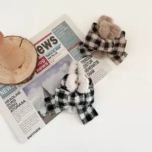 겨울 체크 리본 퍼 집게핀