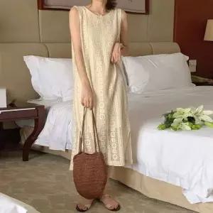 여성 민소매 아일릿 펀칭 레이스 나시 롱 원피스