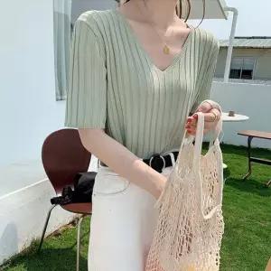 [라일리여성의류] Rly 여성 심플 브이넥 골지니트 반팔 쿨 티셔츠 여름