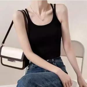 여성 더블스트랩 캡나시 노와이어 캐미솔 브라 끈나시 런닝