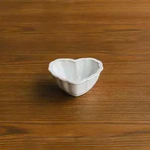 엔틱한 분위기 도자기 그릇 하트소스볼 9cm