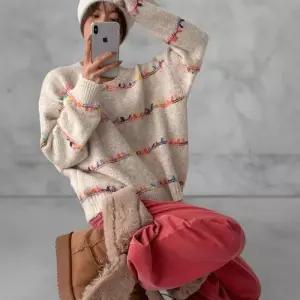 [옷자락]여성 레인보우 스트라이프 오버사이즈 겨울 라운드 니트