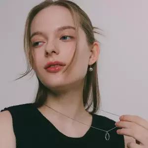 [제이로렌]제이로렌 도넛 펜던트 롱 실버 목걸이 N01216