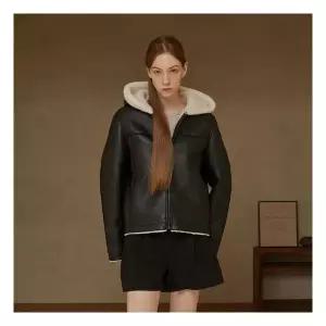 [택가 159,000원]페이크 무스탕 후드 자켓