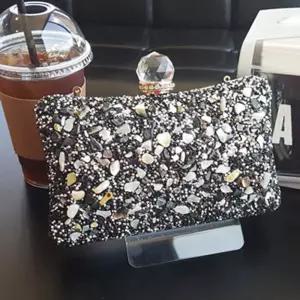 화려한 하객 포인트 패턴 큐빅 조약돌 웨딩 연말룩 비즈 블링블링 [mFILTOQ]