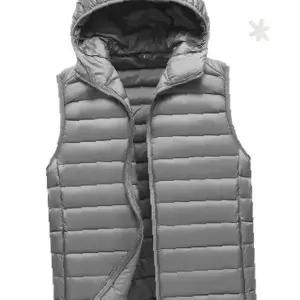 남성 경량 패딩 조끼 후드 베스트 슬림핏 보온 방한 가을 겨울 등산 골프 캠핑