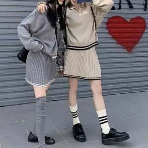 배색 카라 니트 플리츠 스커트 셋업 여성 가을 겨울