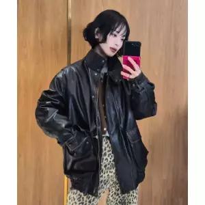 제너럴아이디어 하이넥 페이크 레더 블루종 블랙 WBE3L09512 507404