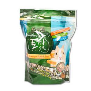 스위트 소동물 어린토끼 믹스사료 700g