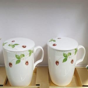 행남자기 스트로베리뚜껑머그