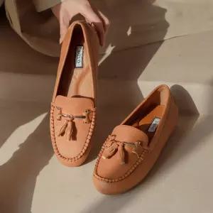 SOVO 라타니 키높이 테슬 로퍼 여성 단화 드라이빙슈즈 3cm