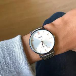 카시오 MTP-VT01D-7B 남성 메탈 시계